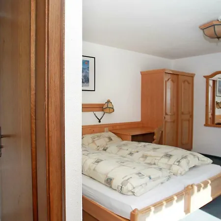 Astoria 3*